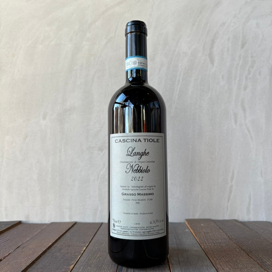 カッシーナ ティオレ / ランゲ ネッビオーロ [2022] Cascina Tiole / Langhe Nebbiolo