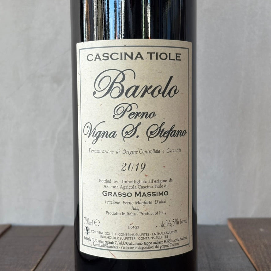 カッシーナ ティオレ / バローロ ペルノ “ヴィーニャ サントステーファノ” [2019] Cascina Tiole / Barolo Perno “Vigna S.Stefano”